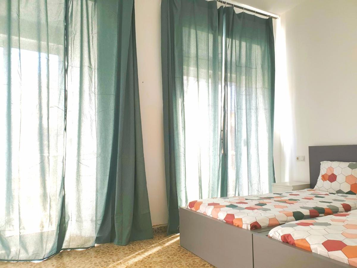 Апартаменты Sunny Malaga Centre Flats, 2 Options, With Balcony Or Terrace Экстерьер фото
