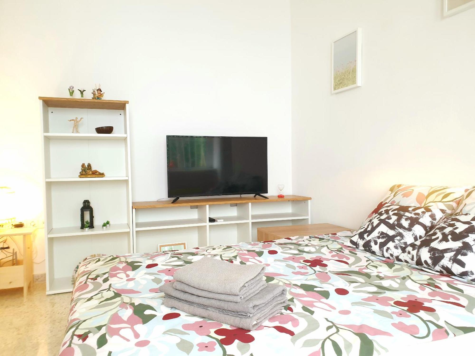 Апартаменты Sunny Malaga Centre Flats, 2 Options, With Balcony Or Terrace Экстерьер фото