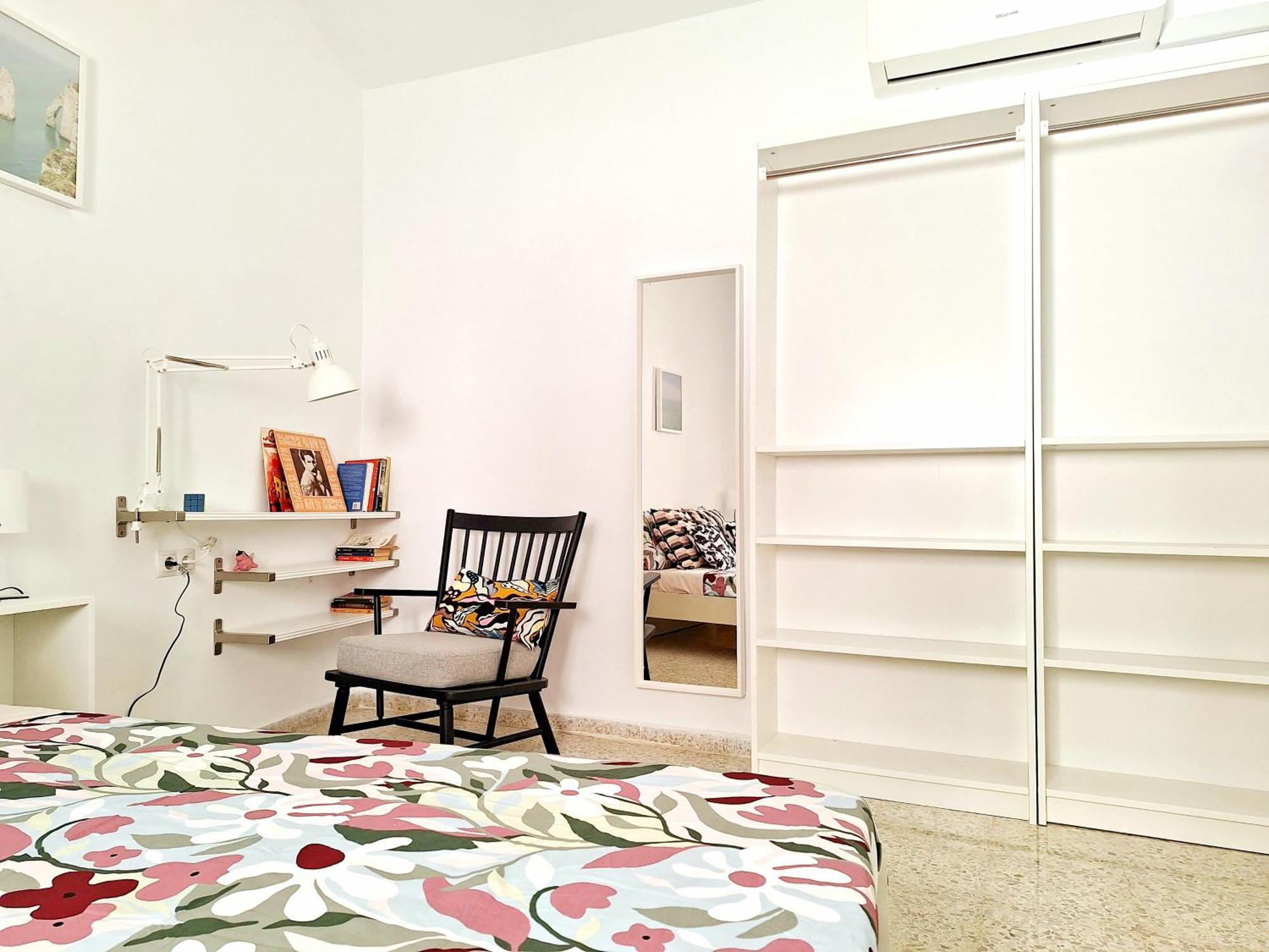 Апартаменты Sunny Malaga Centre Flats, 2 Options, With Balcony Or Terrace Экстерьер фото