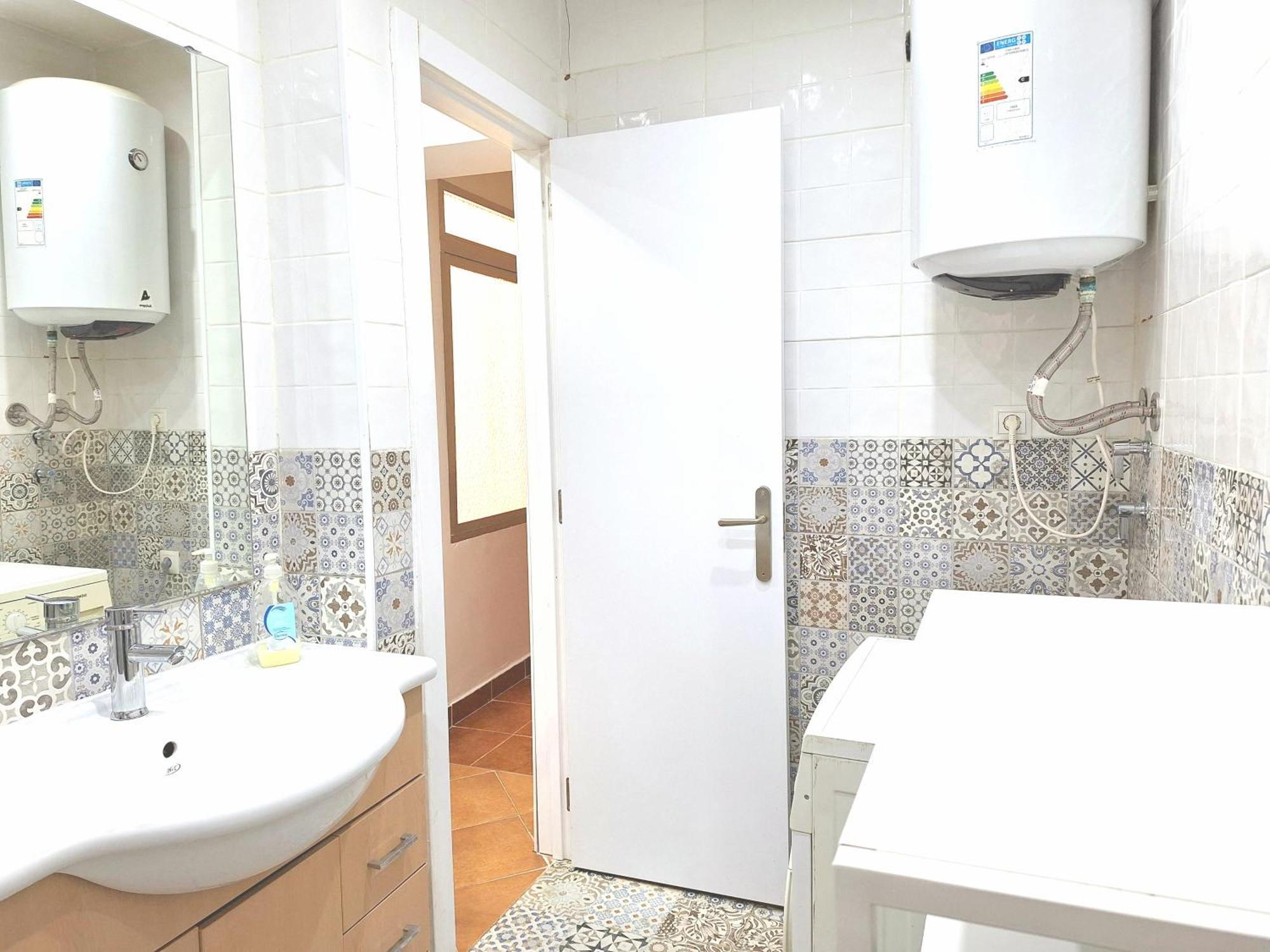 Апартаменты Sunny Malaga Centre Flats, 2 Options, With Balcony Or Terrace Экстерьер фото